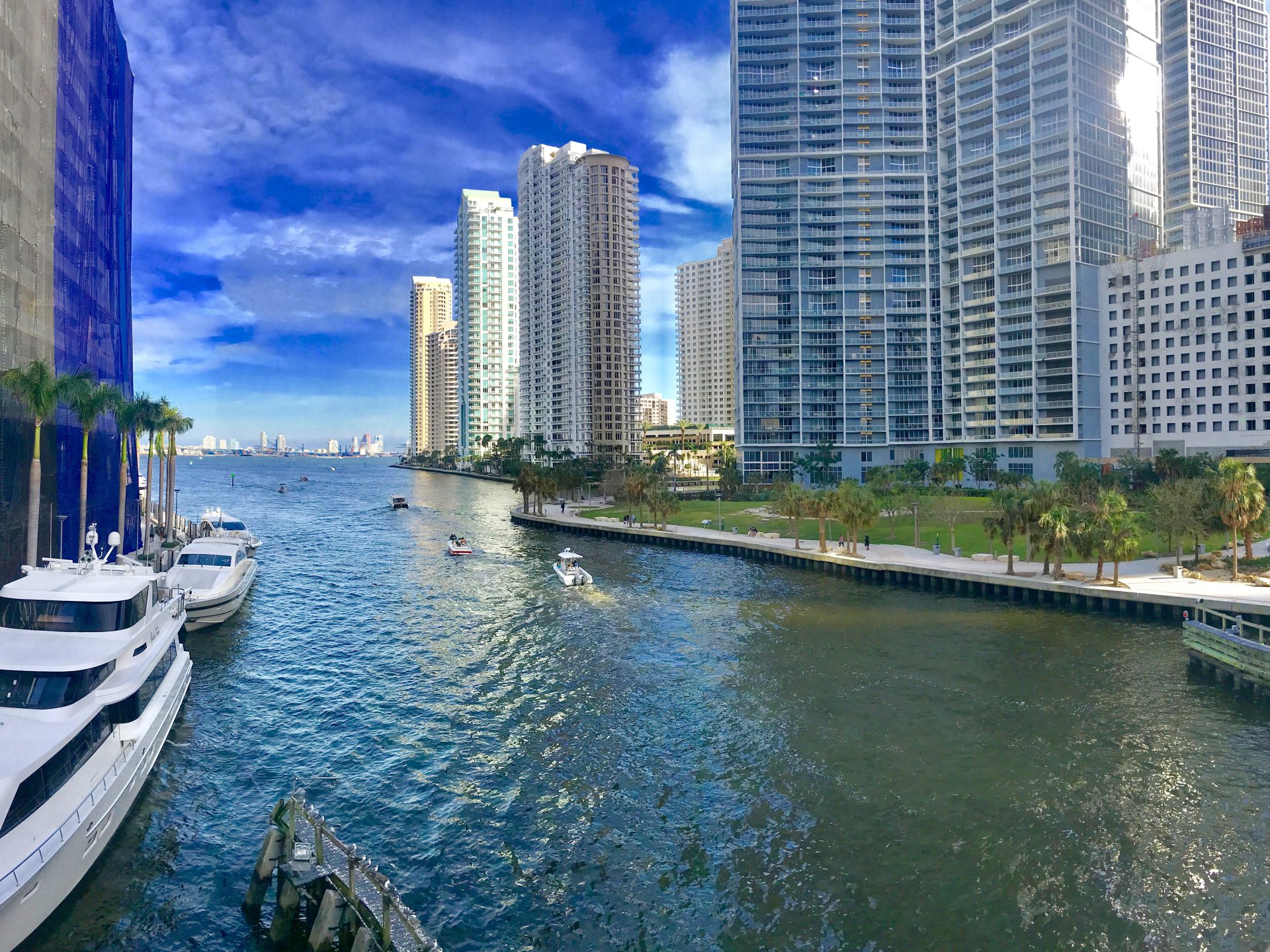 Miami Condo waterway